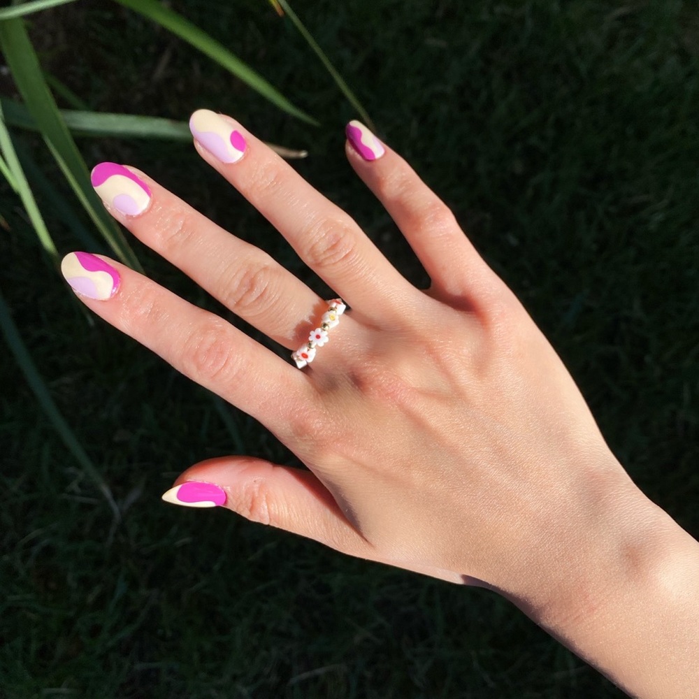 BEADED FLORAL RING - White